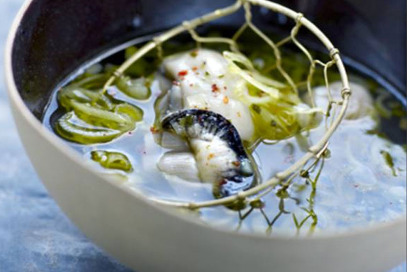 Recette : Huîtres pochées au bouillon pho